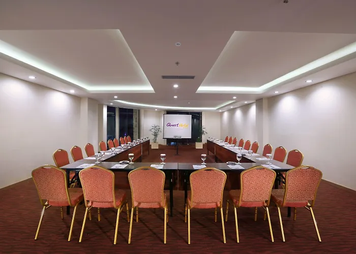 Quest San By Aston Hotel 3*