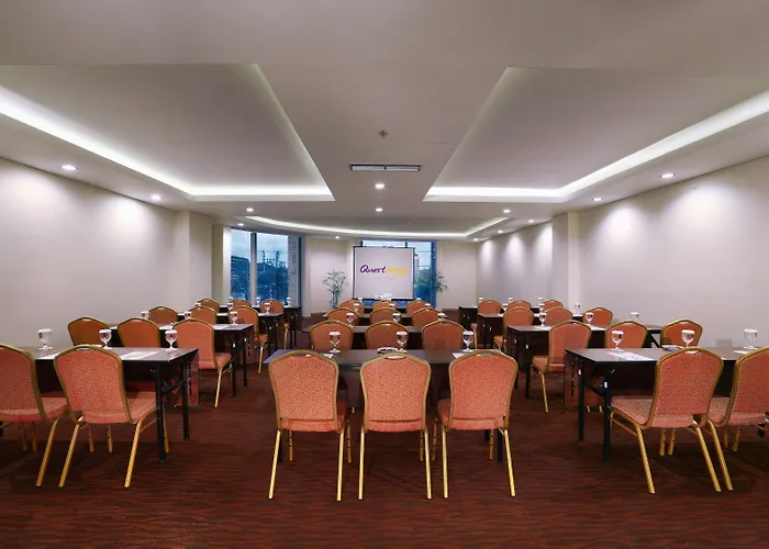 Quest San By Aston Hotel 3*