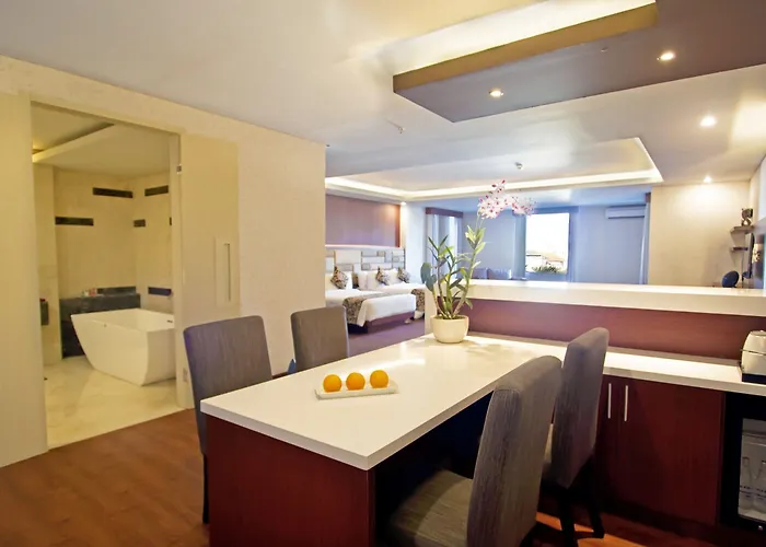 Hotel Quest San By Aston