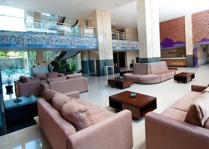 Quest San By Aston Hotel 3*